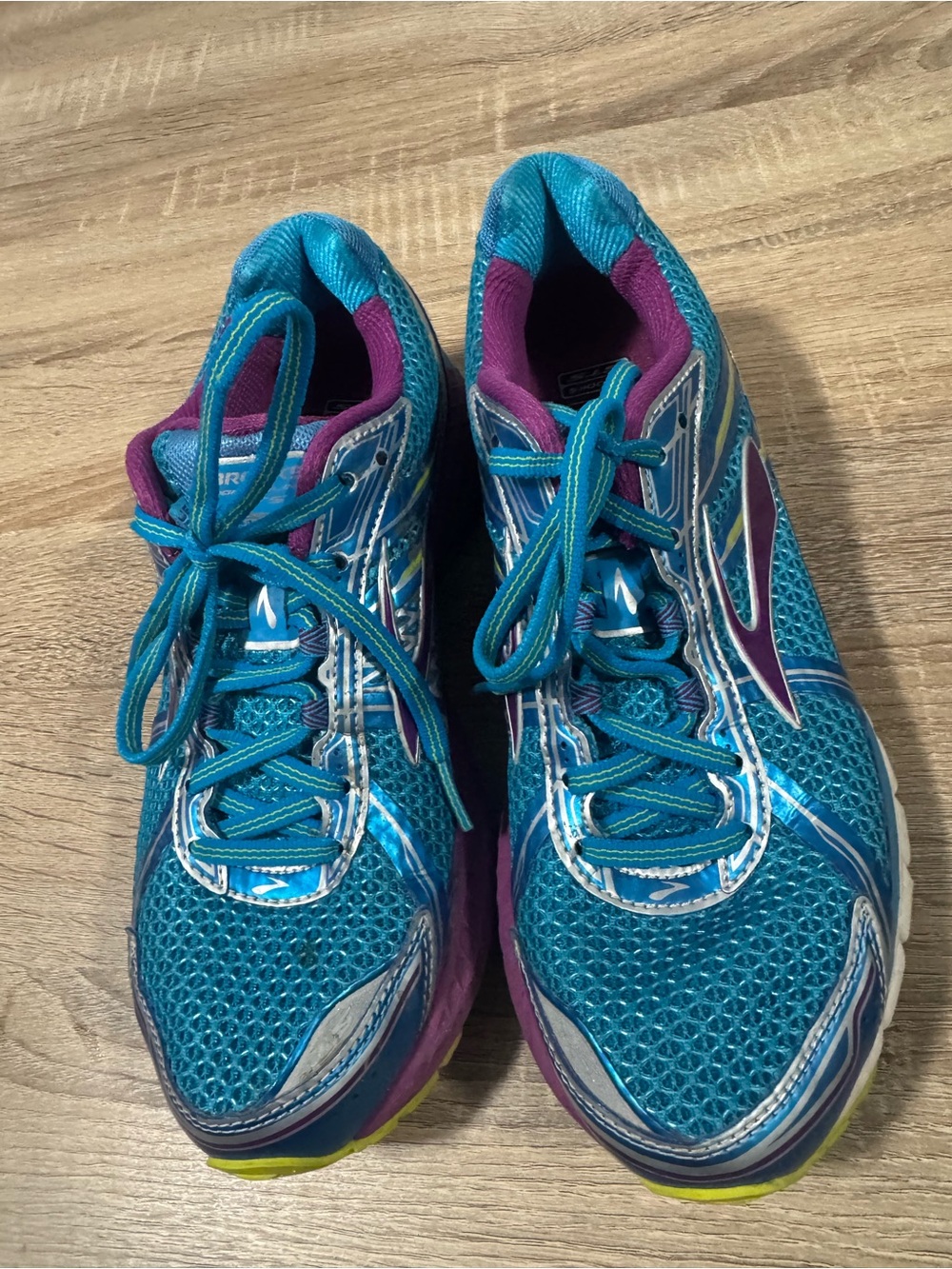 Saucony Women's Teal and Purple Running Shoes